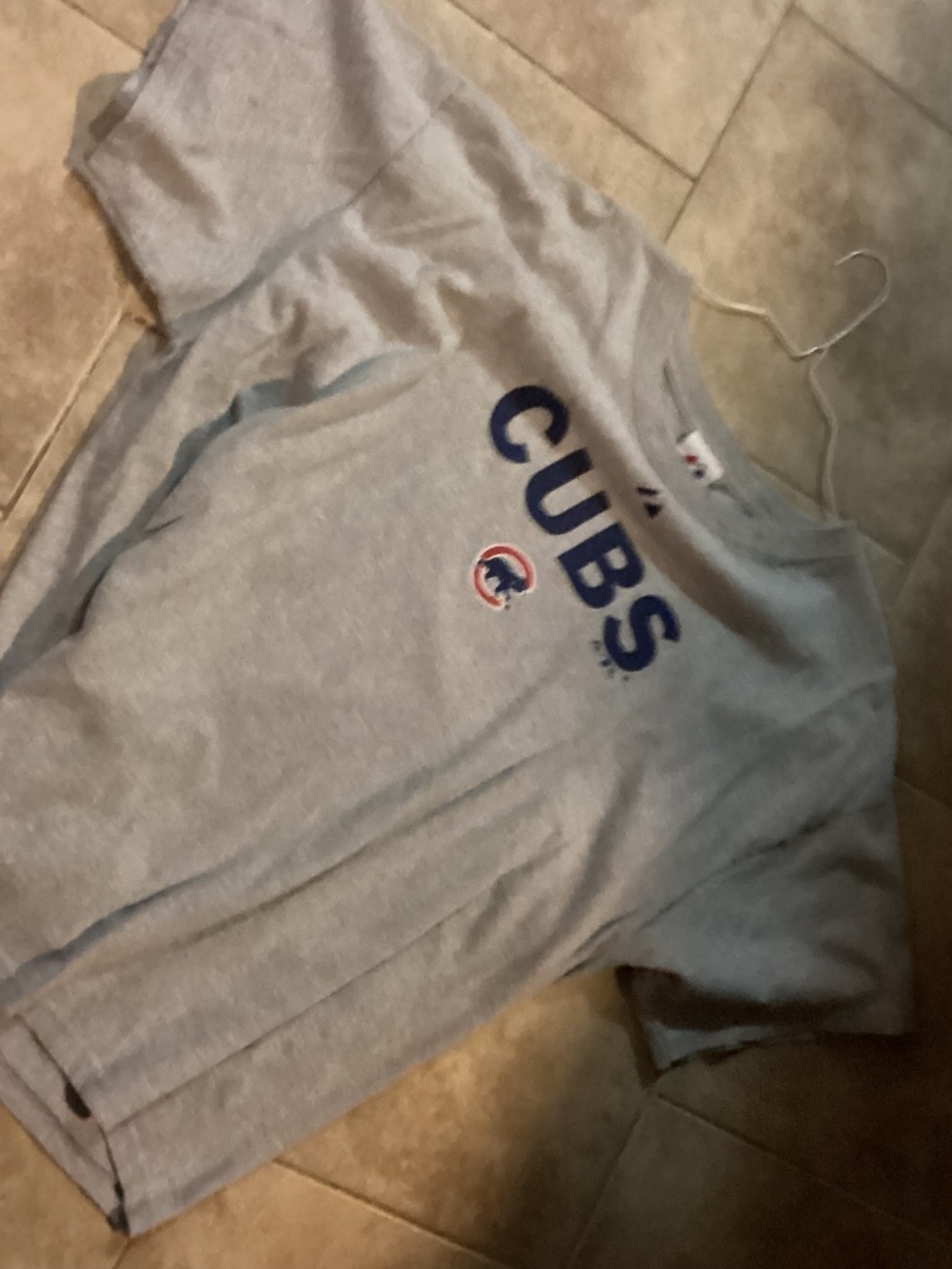 Vintage Y2K Majestic Chicago Cubs T-Shirt - Gray 2XL (White Tag)